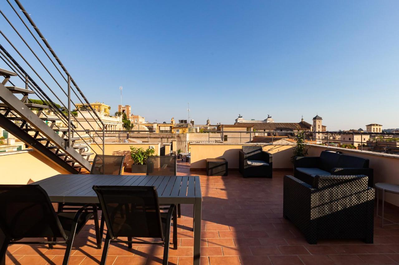 Vivilo Roma Trevi - Luxury Experience - Private Jacuzzi On Terrace - Insane View Hotel Kültér fotó